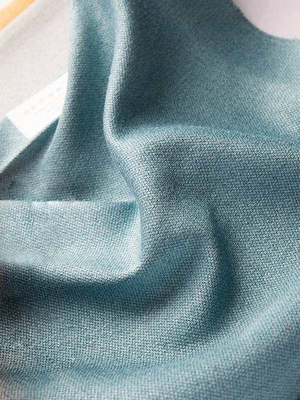 Bысокоточная ткань из сенсорного полиэфирного волокна borni-silk